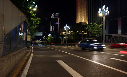 玉蘭花開的路口，見證這座城市CBD的繁華