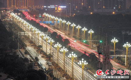 長沙首條智慧路燈示范段，有“顏值”，更有“才華”