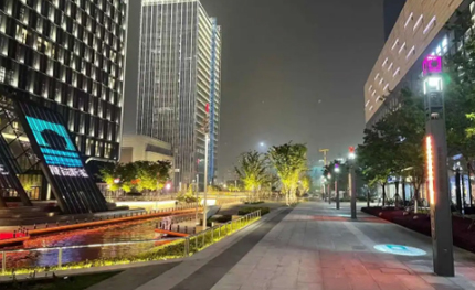 自在蘇州 華燈如晝 | 華體科技5G文化智慧庭院燈，真靚！